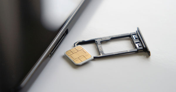 How to Get a SIM Card in Japan for Long-Term Foreigners: A Guide to the Contract Method and Required Documents