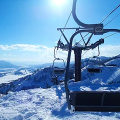 日本滑雪場打工幾月開始應徵？2026～2027年招募時間表